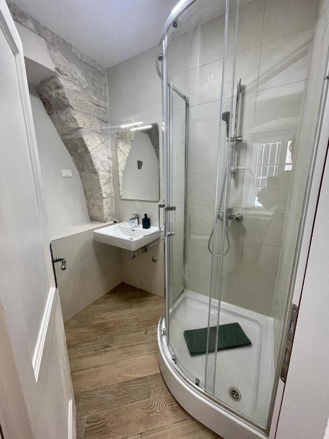 Dominium Premium Location Suites Ragusa Esterno foto