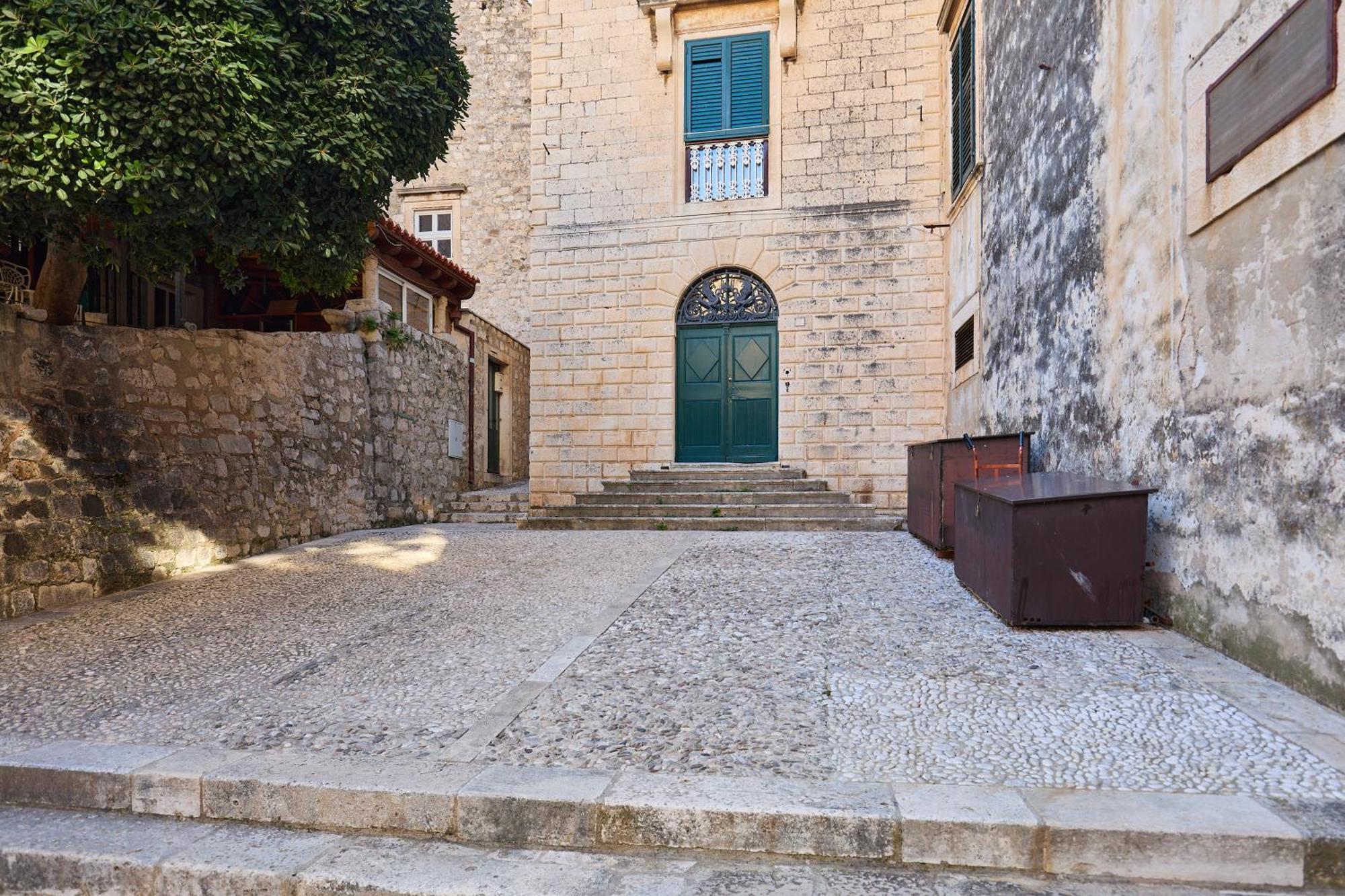 Dominium Premium Location Suites Ragusa Esterno foto